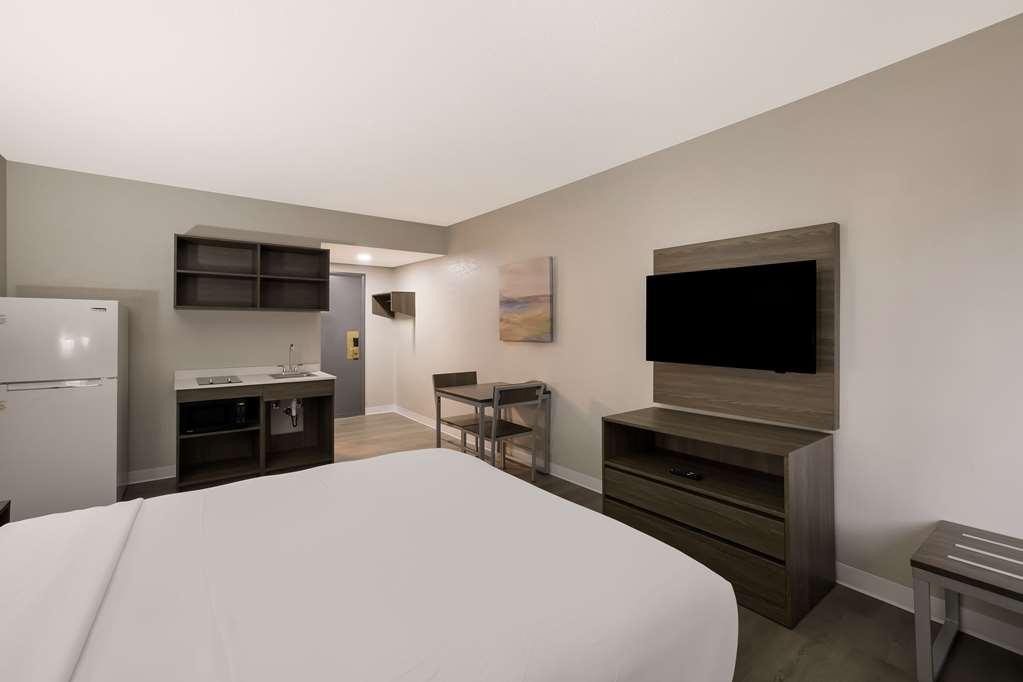 Suburban Studios Milwaukee Airport חדר תמונה