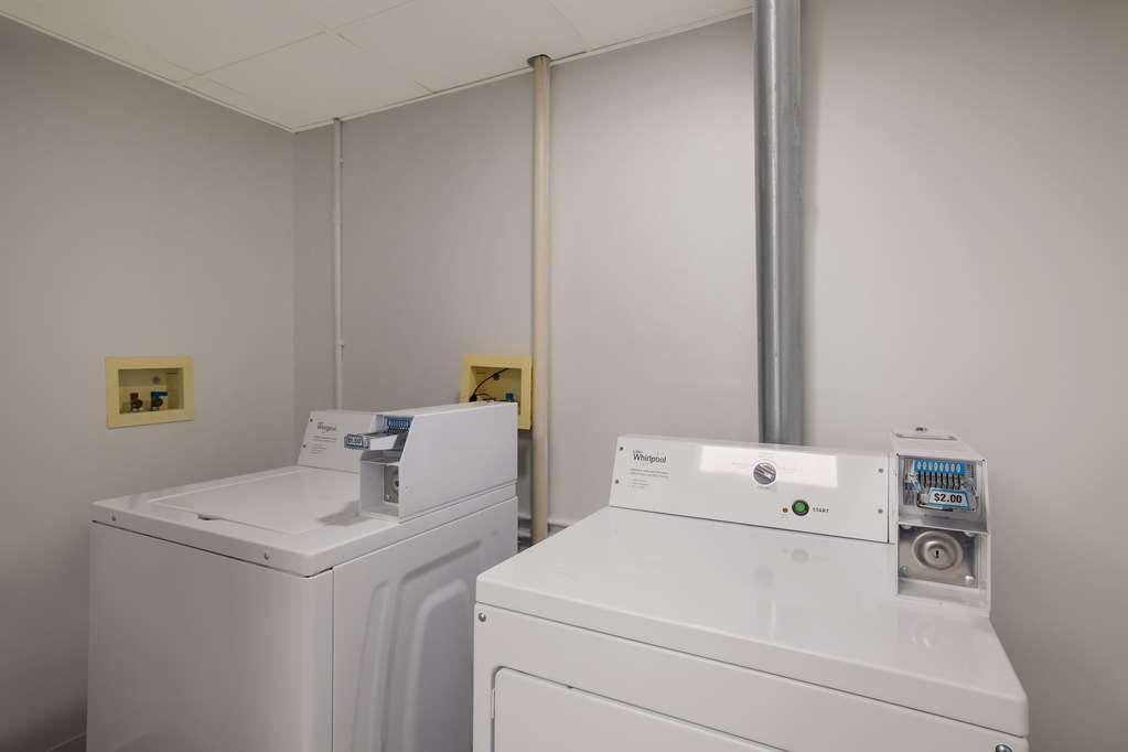 Suburban Studios Milwaukee Airport מתקנים תמונה