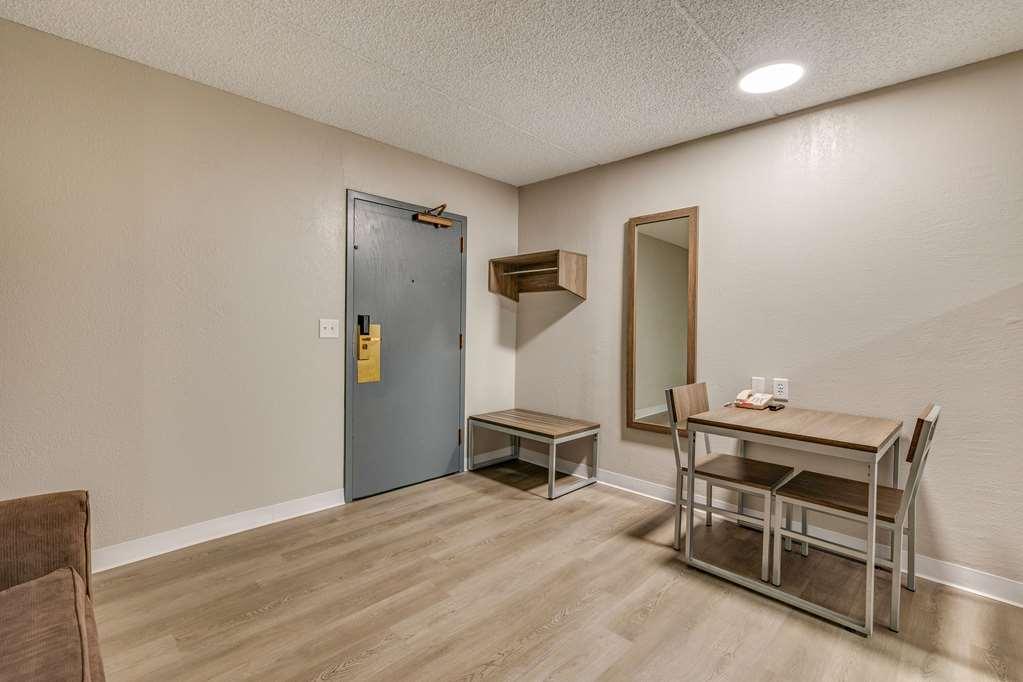 Suburban Studios Milwaukee Airport חדר תמונה